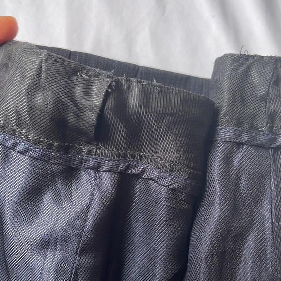 Esprit Tulip-Shaped Skirt With Front Pleats Thin Stripes Navy Blue Grey Size 8 - Picture 14 of 15